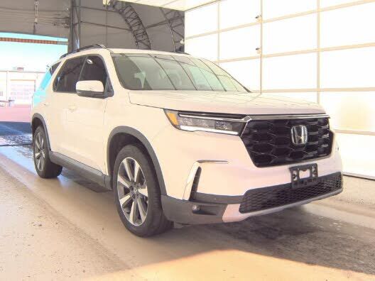 2023 HONDA Pilot