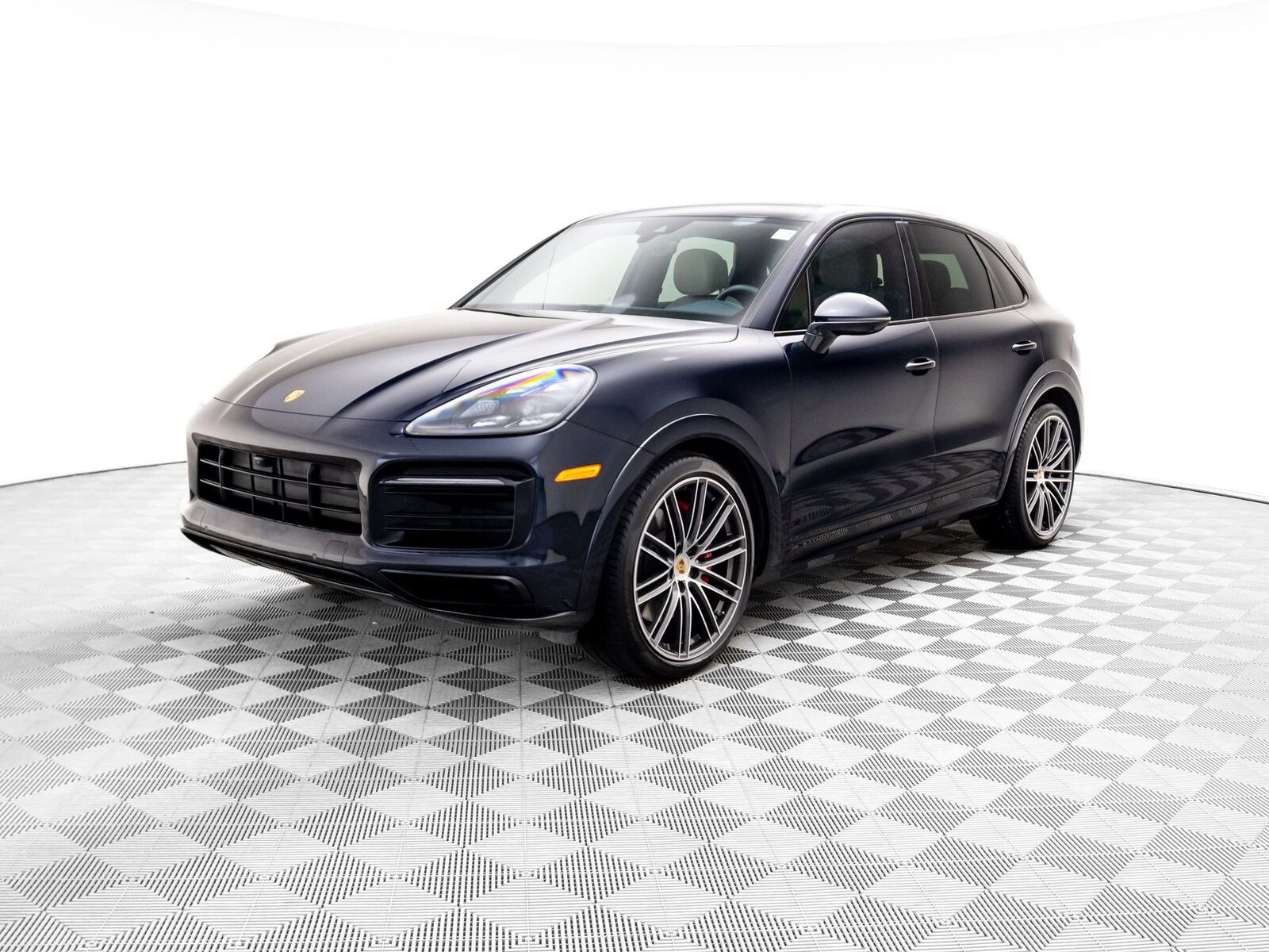 2021 PORSCHE Cayenne