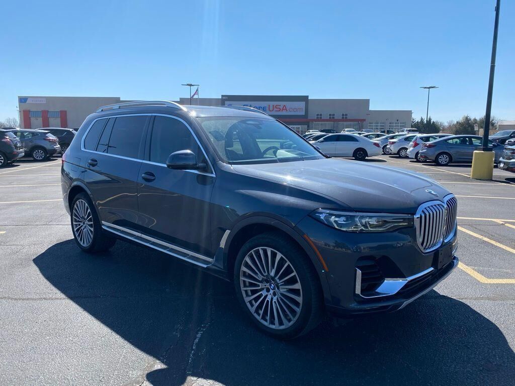 2020 BMW X7