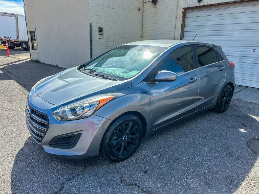 2017 HYUNDAI Elantra GT