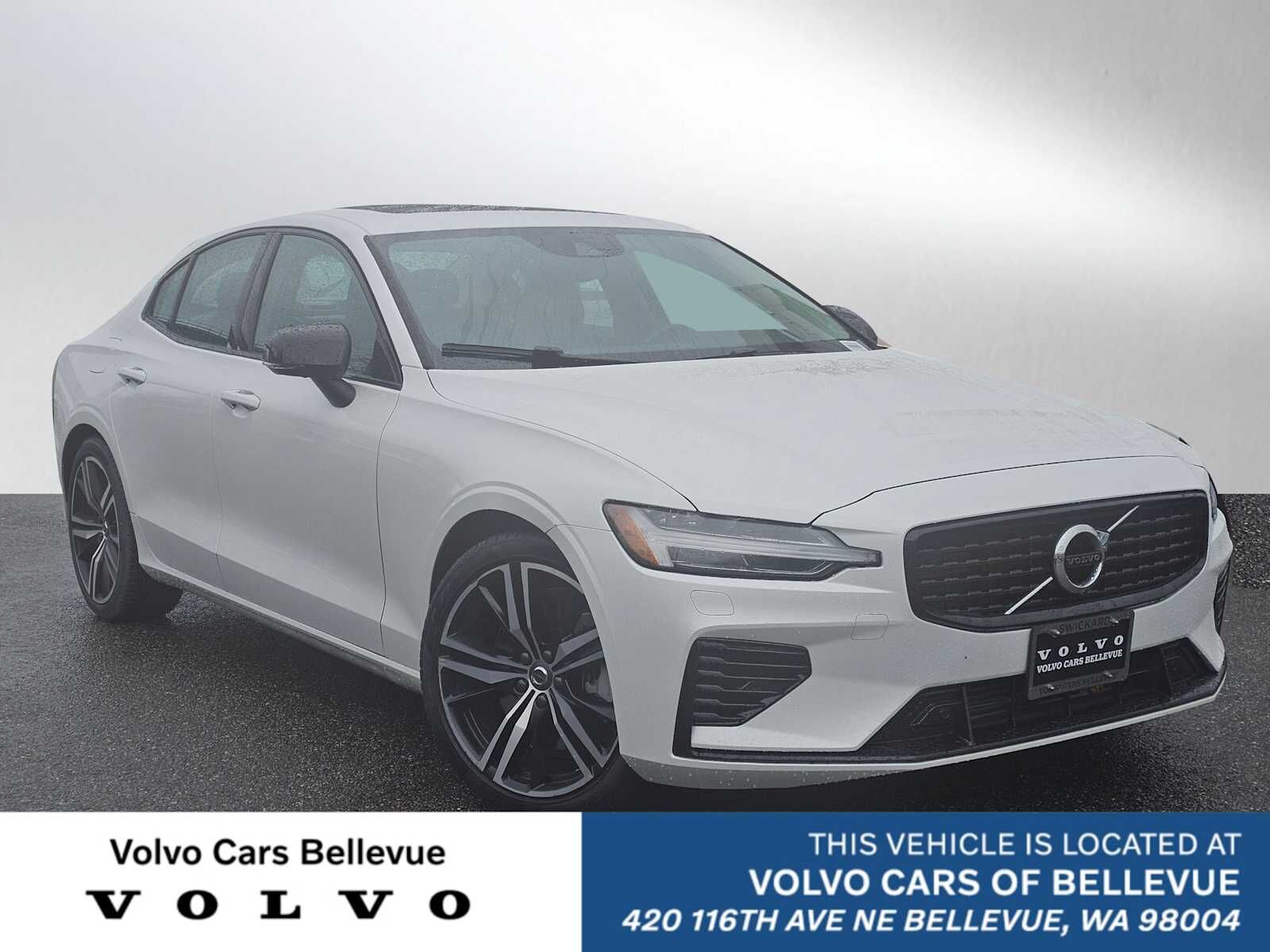 2022 VOLVO S60