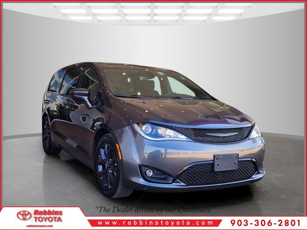 2020 CHRYSLER Pacifica