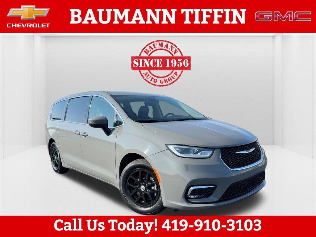 2023 CHRYSLER Pacifica