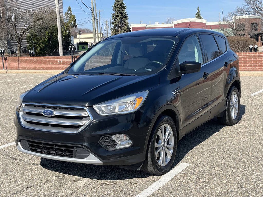 2017 FORD Escape