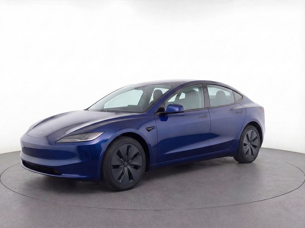 2025 TESLA Model 3