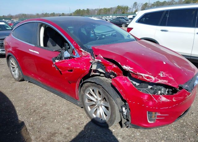 2016 TESLA Model X