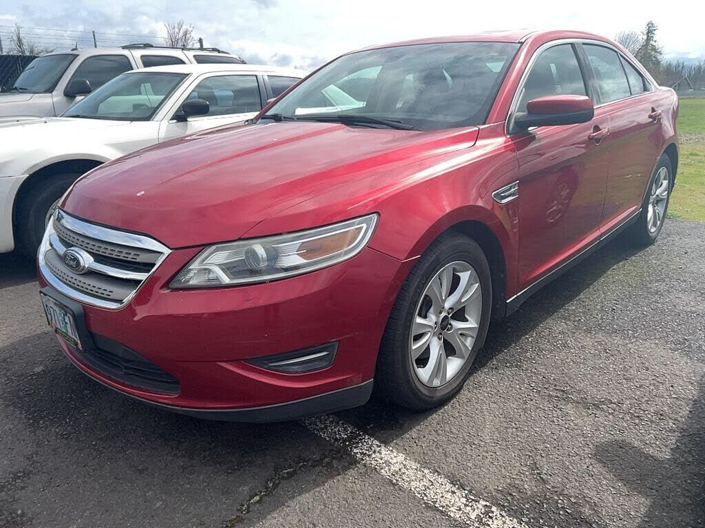 2010 FORD Taurus