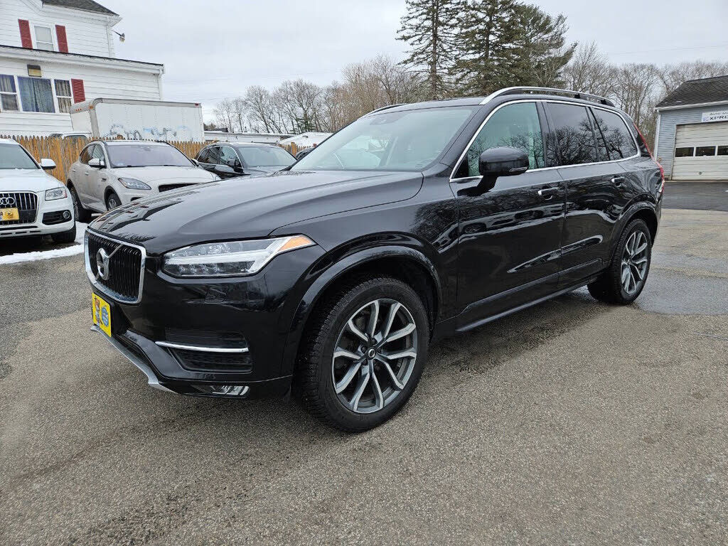 2017 VOLVO XC90