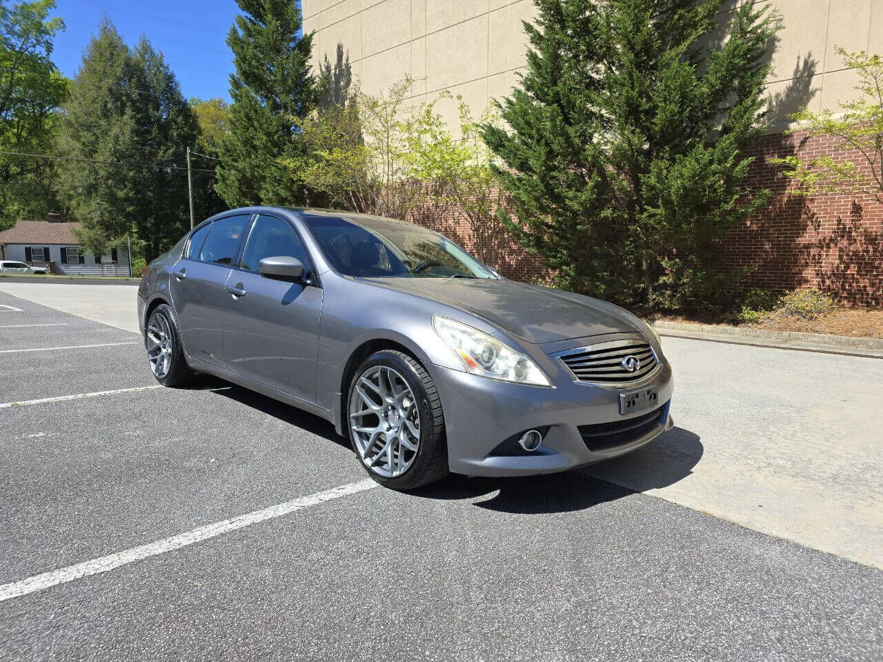 2012 INFINITI G37