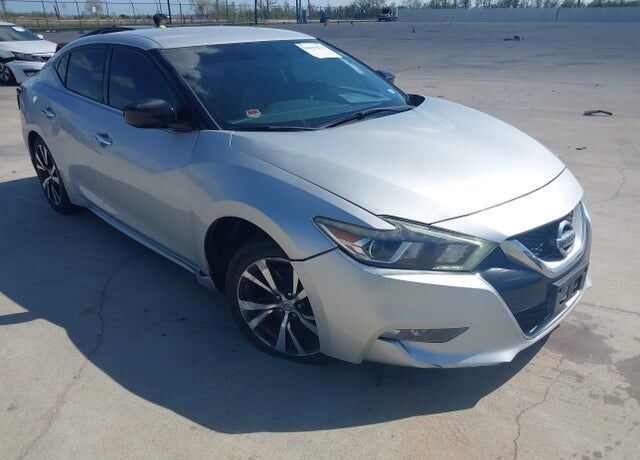 2017 NISSAN Maxima