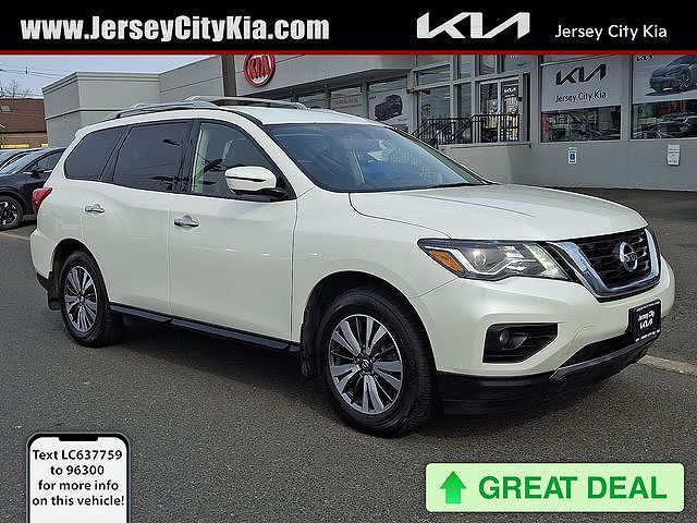 2020 NISSAN Pathfinder