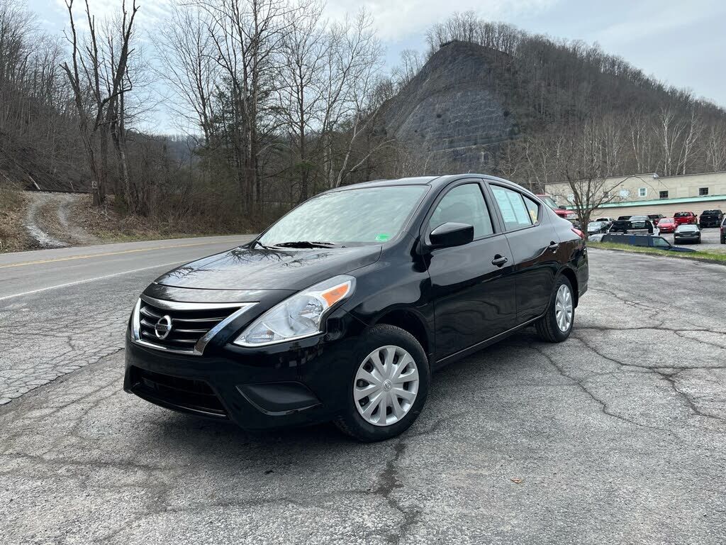 Nissan Versa