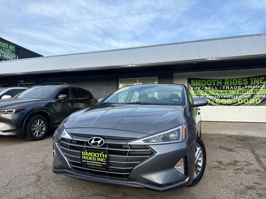 2019 HYUNDAI Elantra