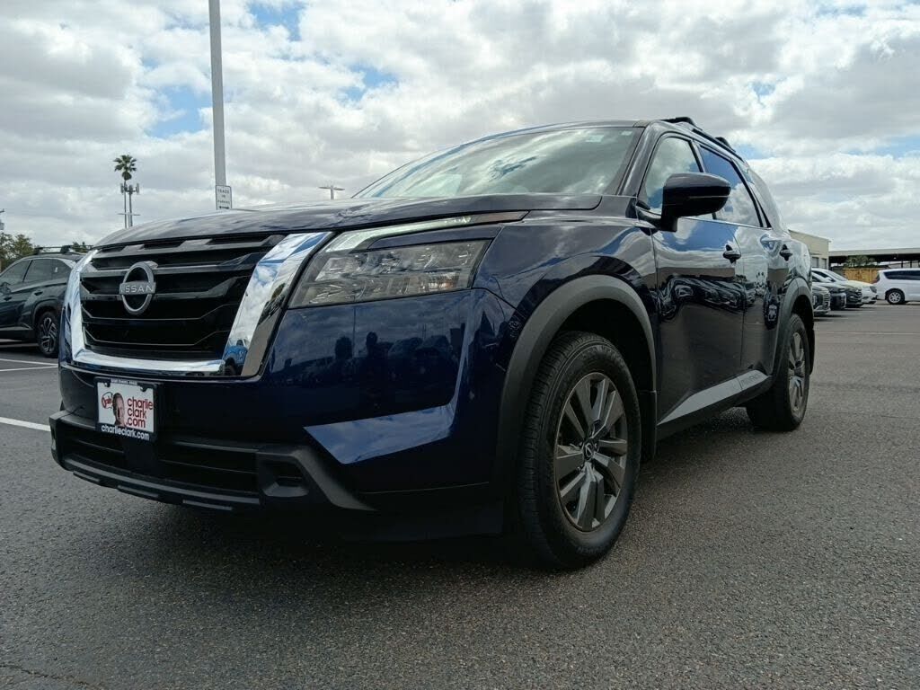 2024 NISSAN Pathfinder