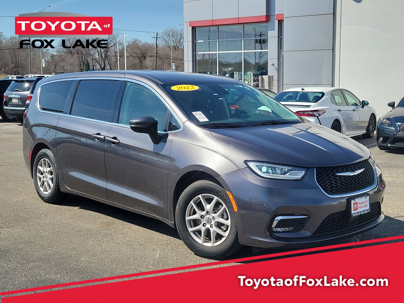 2023 CHRYSLER Pacifica