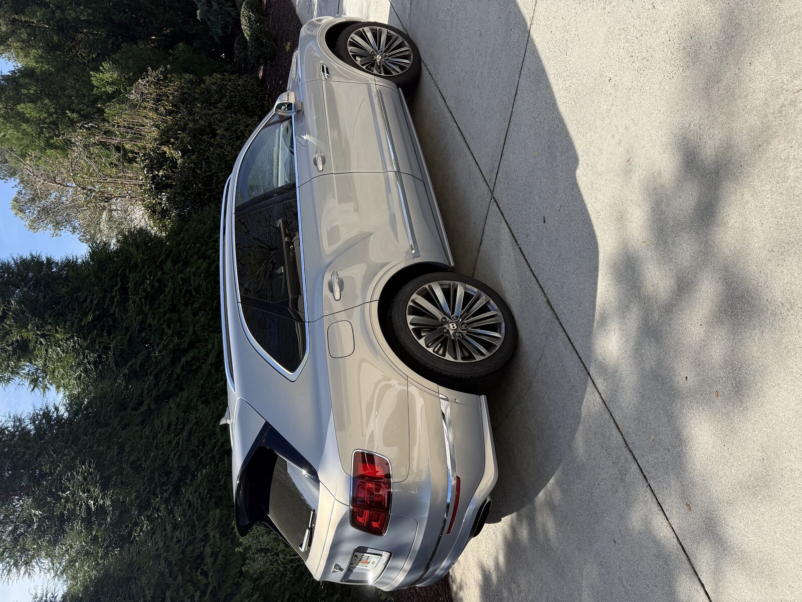 2020 BENTLEY Bentayga Hybrid
