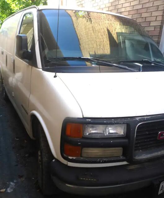 GMC Savana