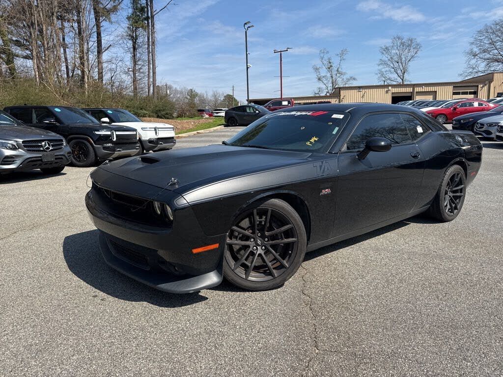 2018 DODGE Challenger