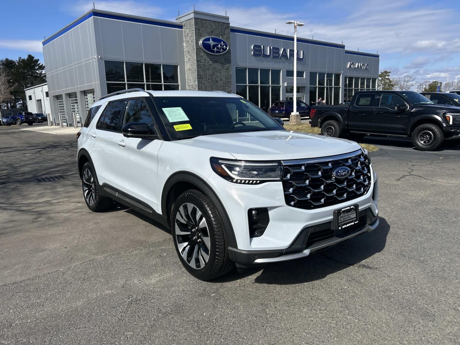 2025 FORD Explorer