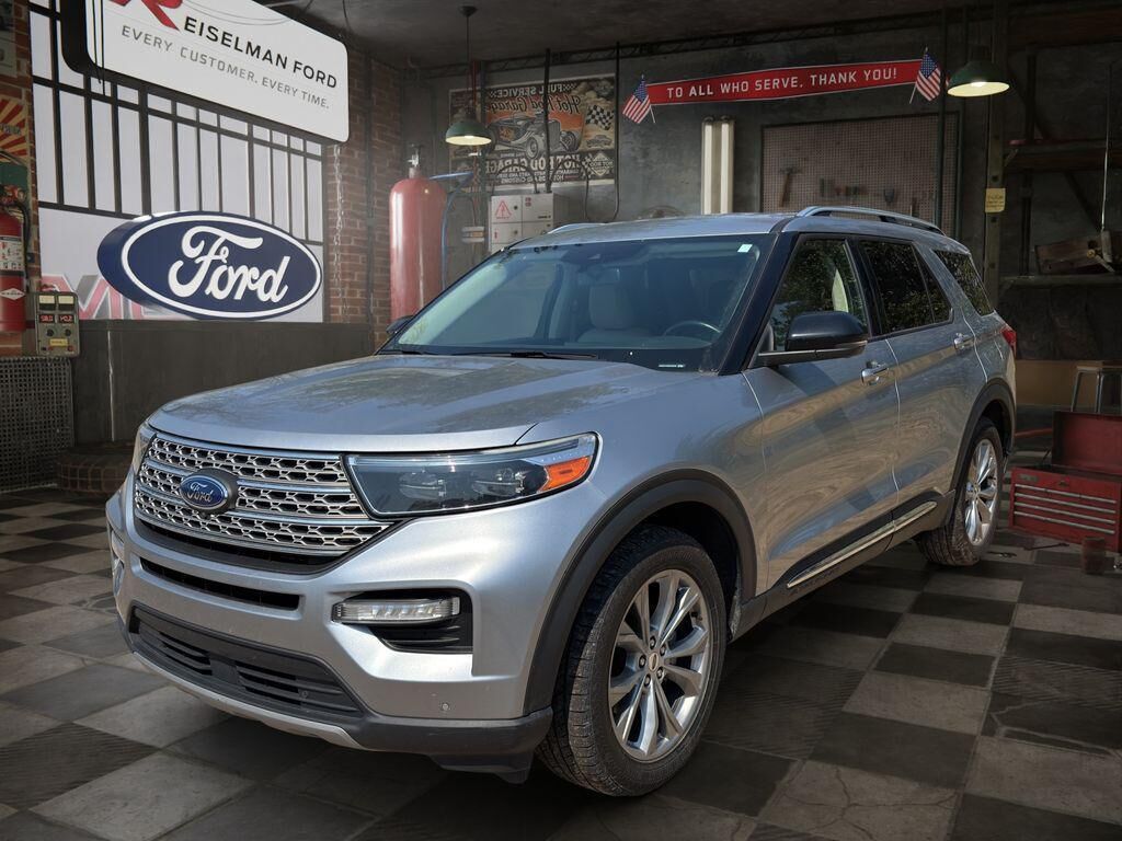2022 FORD Explorer