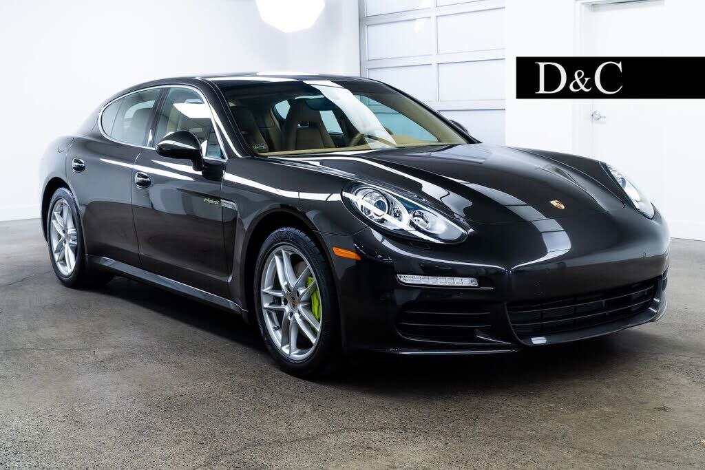 2014 PORSCHE Panamera