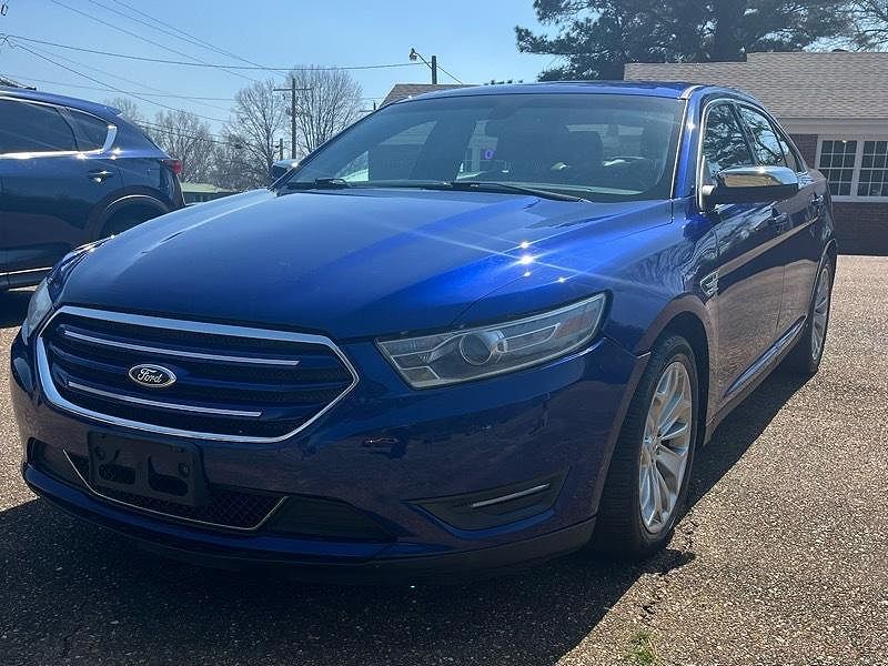 2013 FORD Taurus