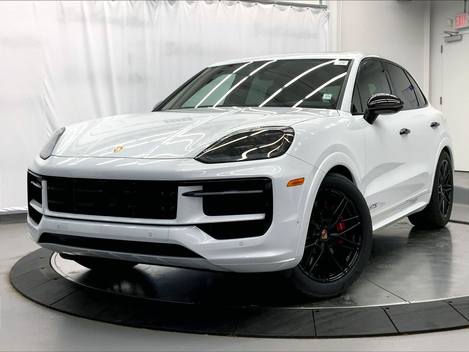 2026 PORSCHE Cayenne