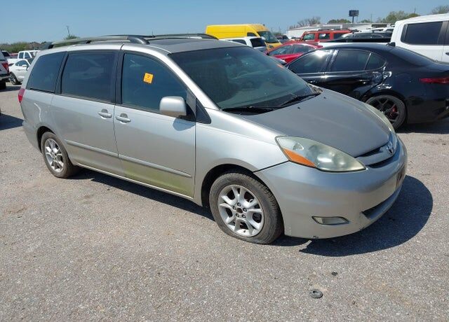 2006 TOYOTA Sienna