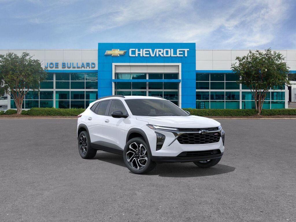 2026 CHEVROLET Trax