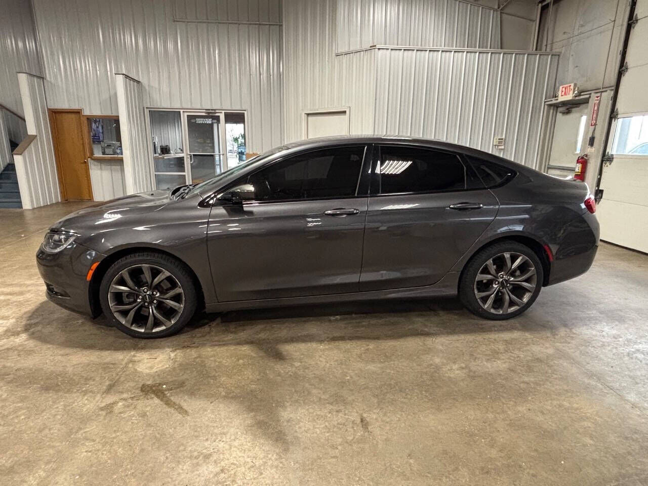 2016 CHRYSLER 200