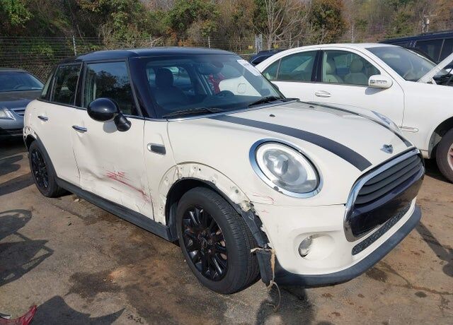 2018 MINI Cooper