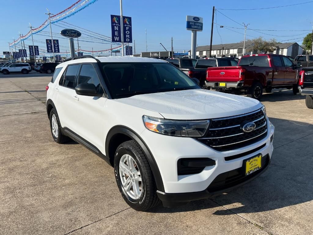 2021 FORD Explorer