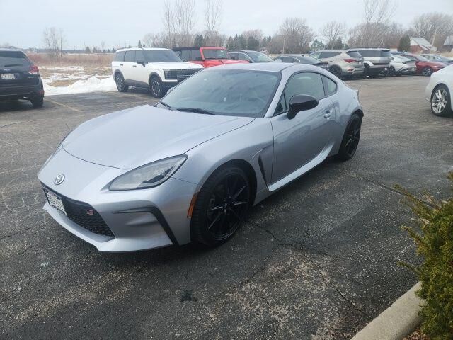 2025 TOYOTA GR86