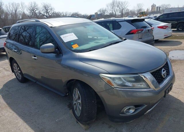 2016 NISSAN Pathfinder