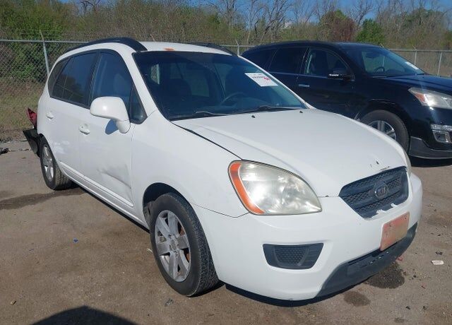 2008 KIA Rondo