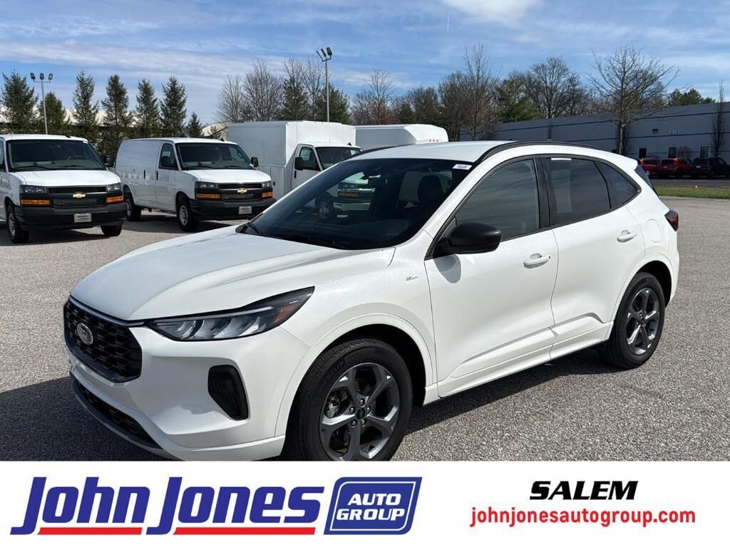 2024 FORD Escape