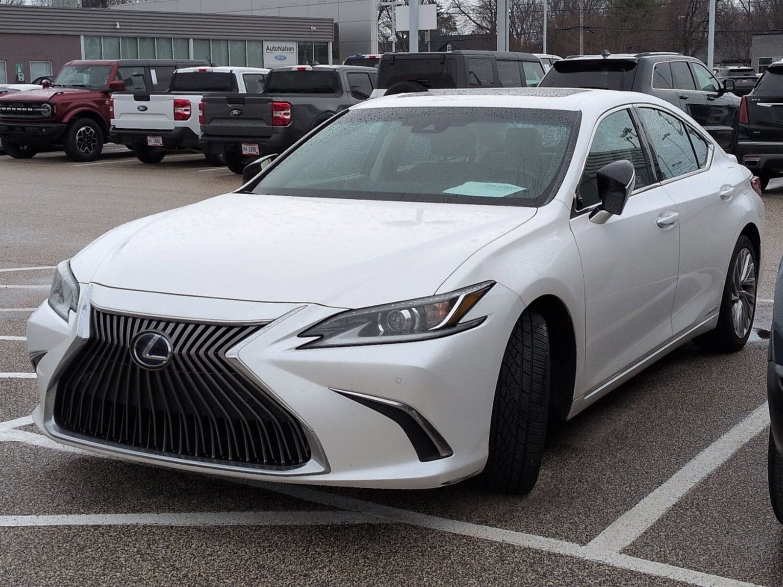 2020 LEXUS ES