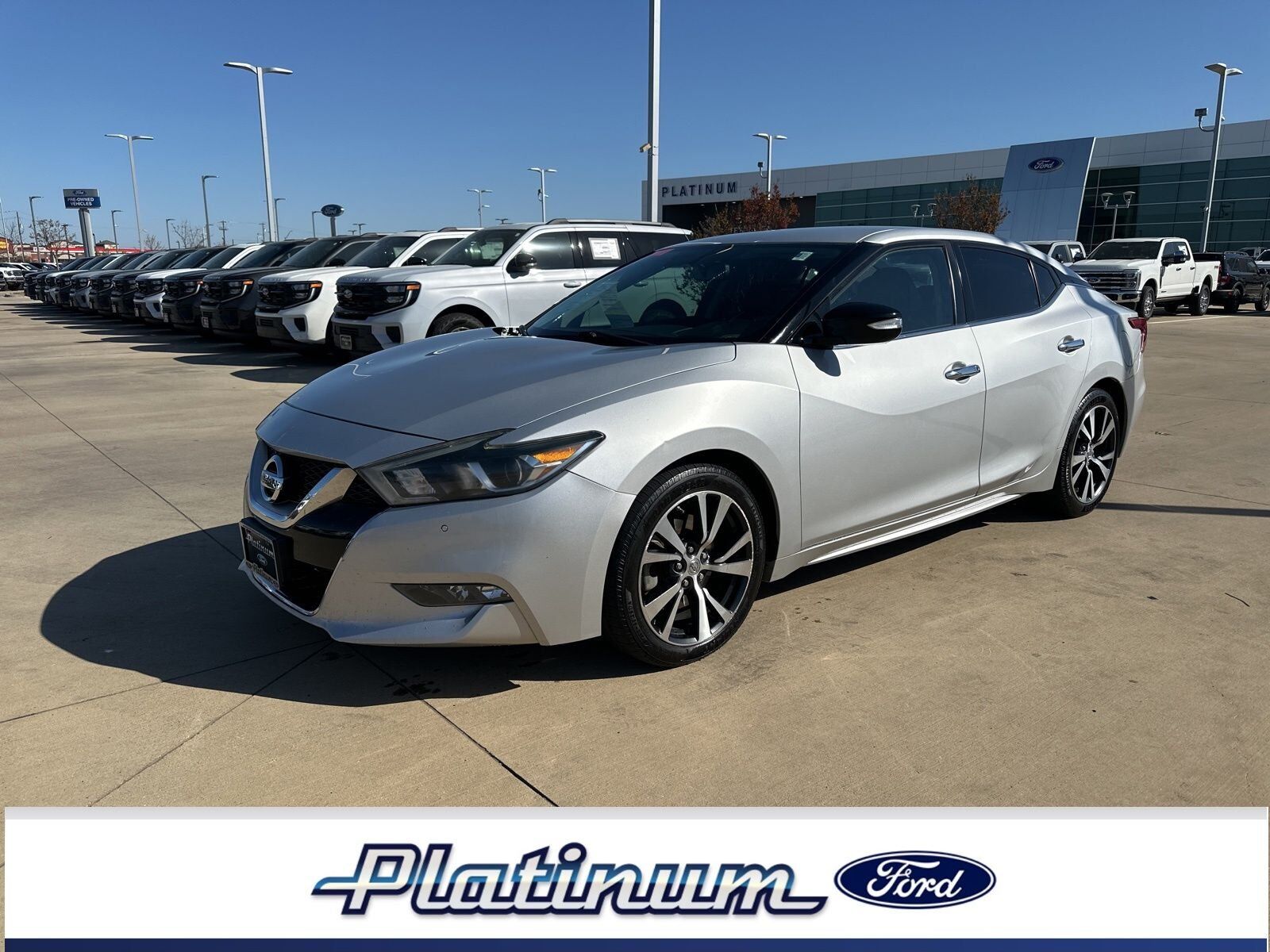 2017 NISSAN Maxima