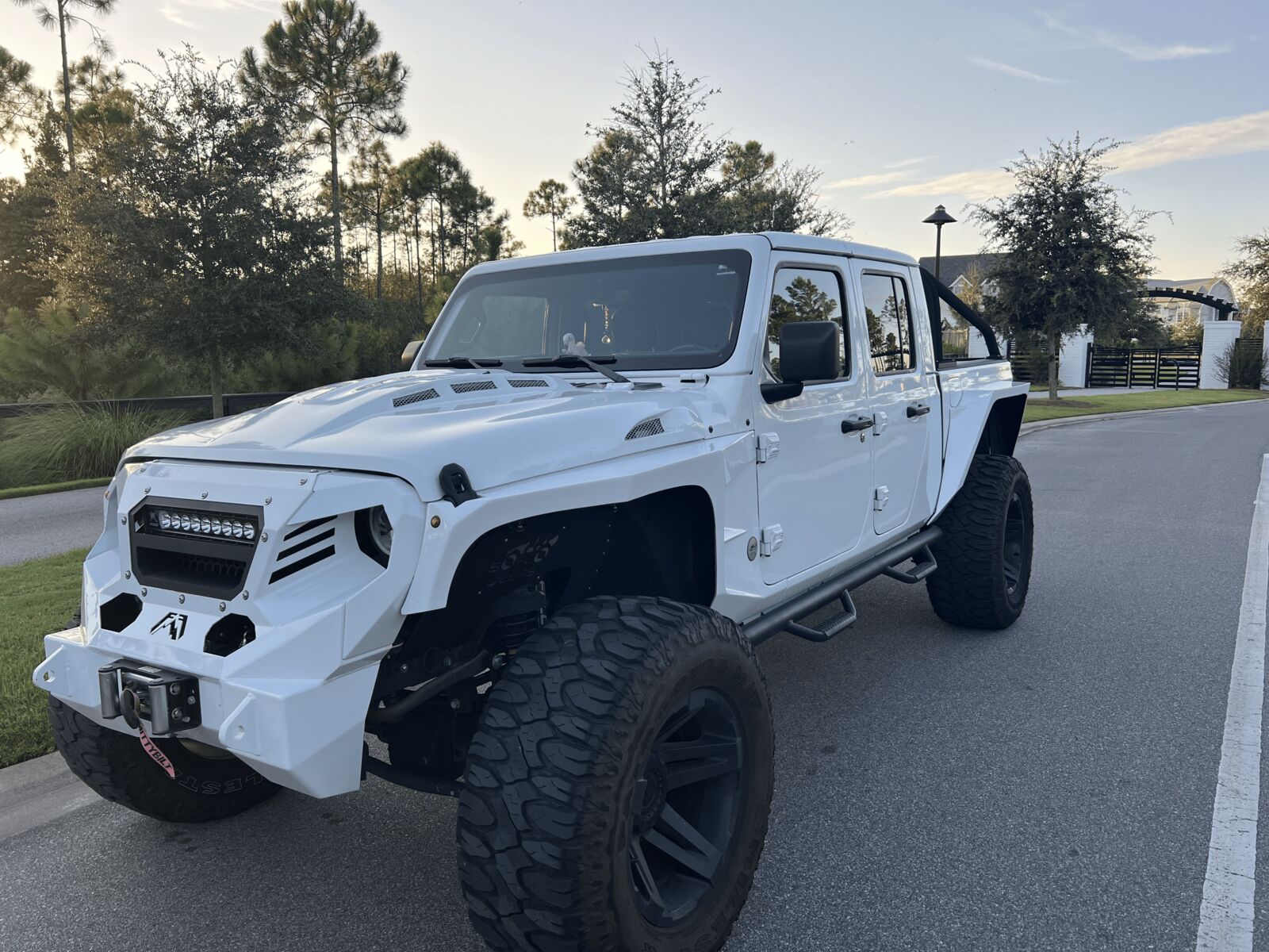2022 JEEP Gladiator