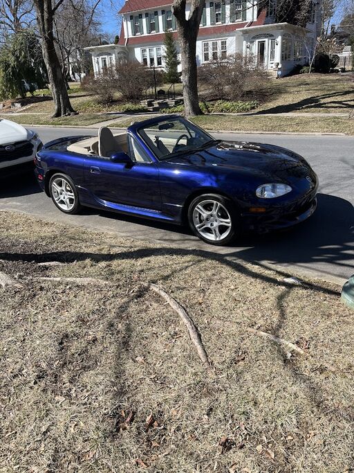 2004 MAZDA MX-5