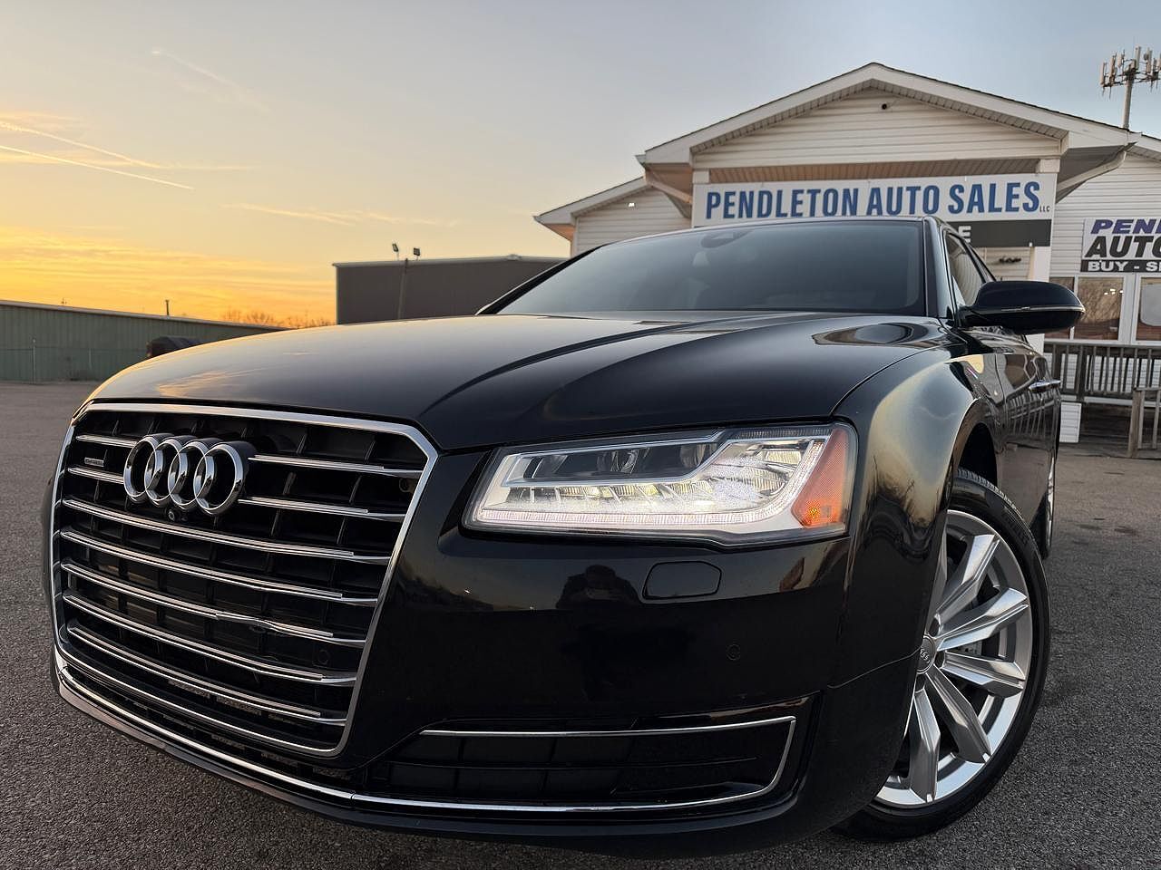 2016 AUDI A8