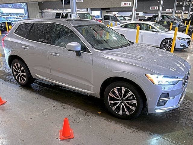 2023 VOLVO XC60