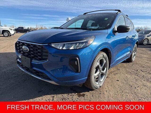 2023 FORD Escape