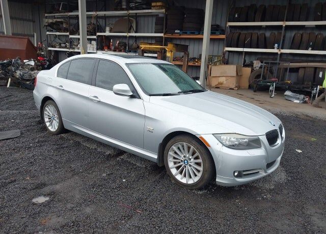 2011 BMW 3 Series