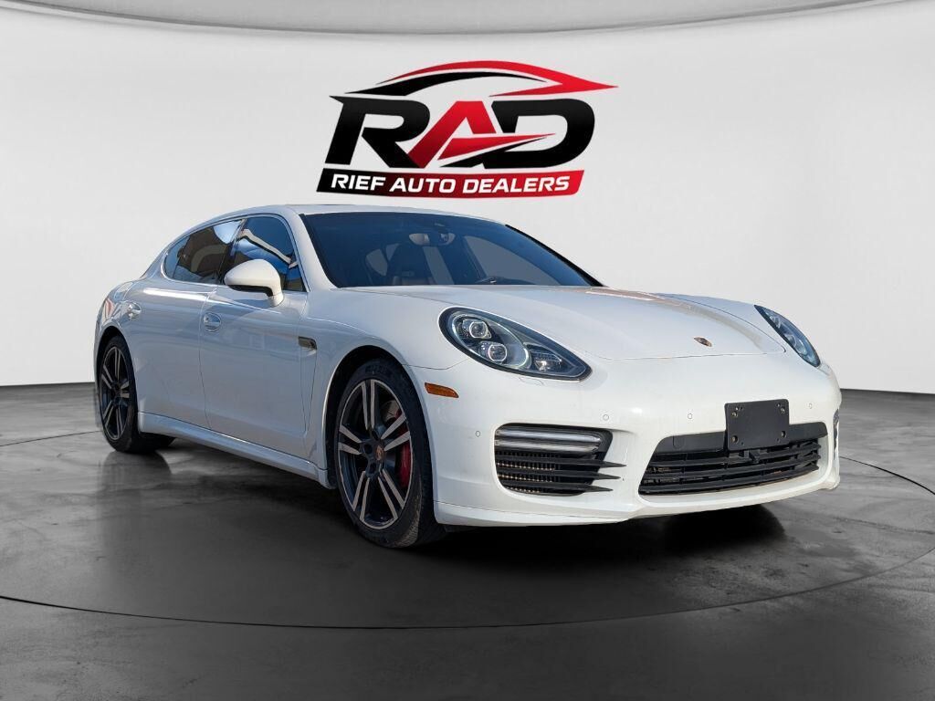 2014 PORSCHE Panamera