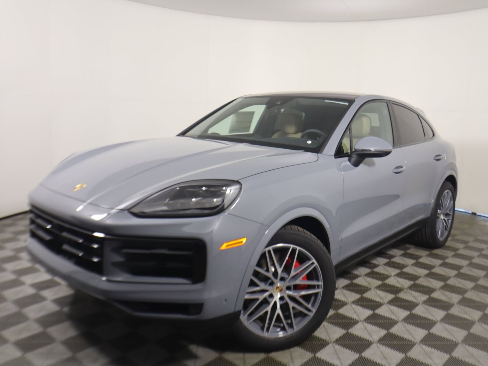 2026 PORSCHE Cayenne