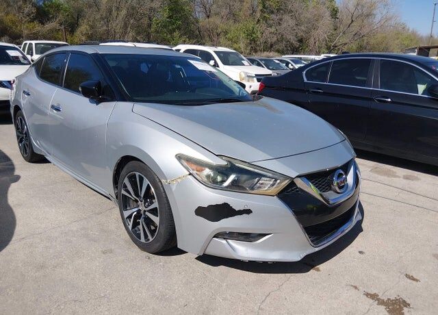 2017 NISSAN Maxima