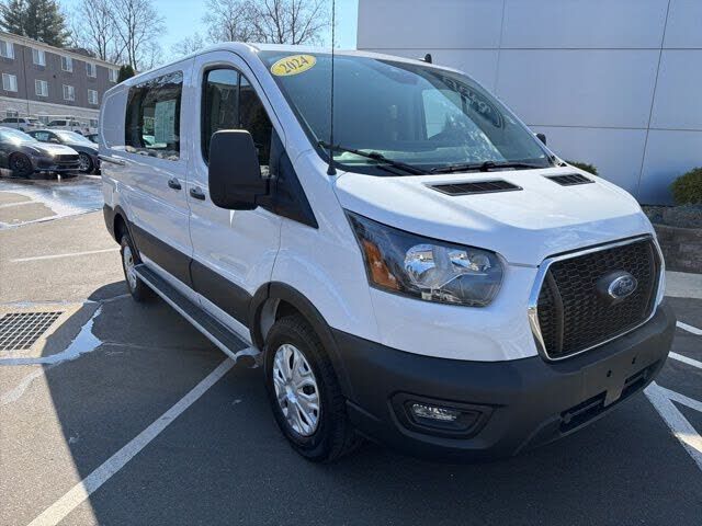 2024 FORD Transit