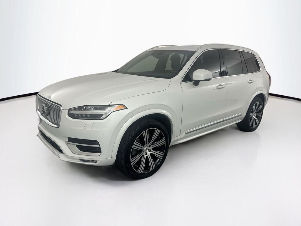 2021 VOLVO XC90