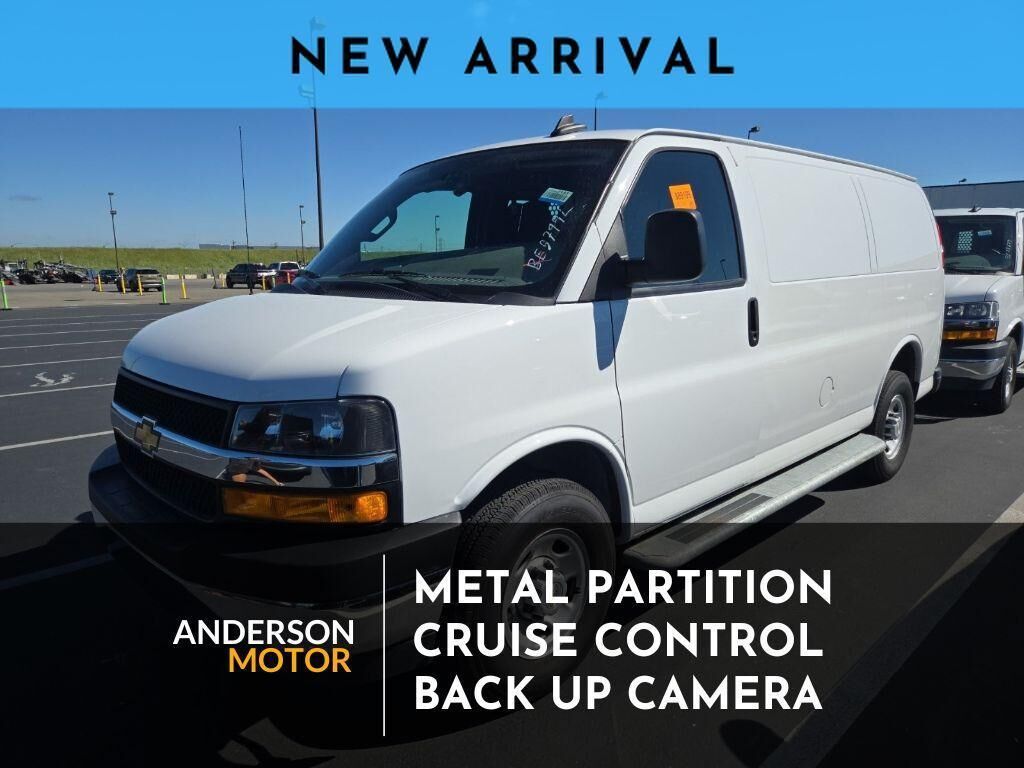 2024 CHEVROLET Express